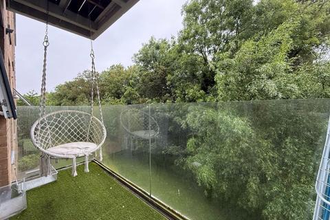 2 bedroom flat for sale, Pisces Court, Zodiac Close, Edgware