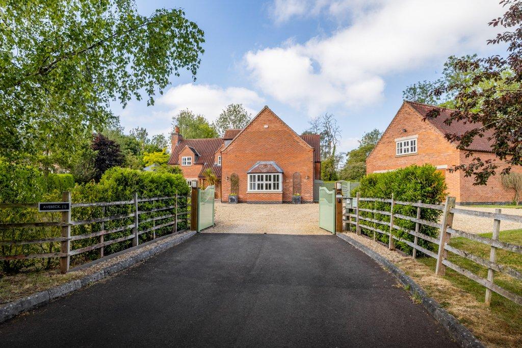 Entrance Driveway