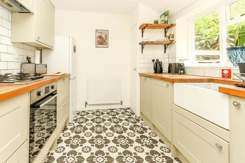 41 Broad Green, Wellingborough, NN8 4LH