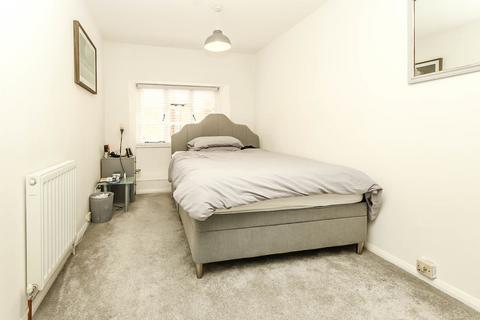 41 Broad Green, Wellingborough, NN8 4LH