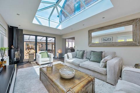 4 bedroom detached house for sale, Alton Villa, Long Bank, Bewdley