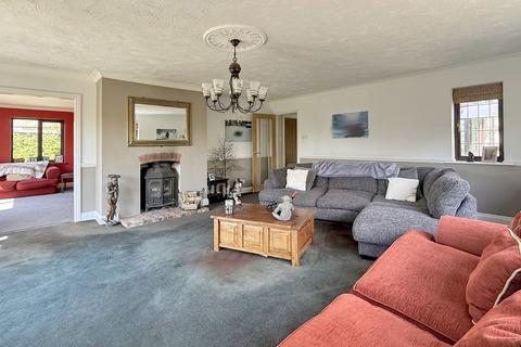5 bedroom detached house for sale, Woodrow Road, Forest, Melksham