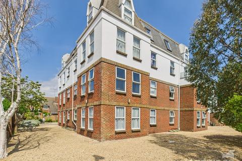 undefined, Victoria Court, Victoria Drive
