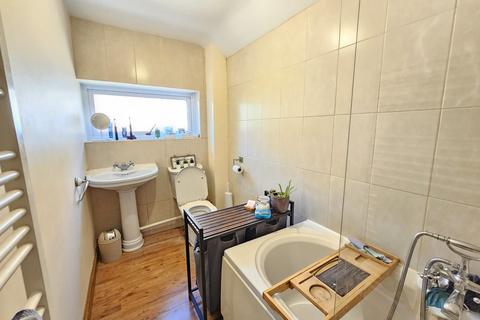 24 Woodleigh, Drakes Broughton, Pershore, WR10 2AN