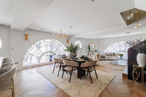 3 bedroom penthouse for sale, Southampton Street, Covent Garden WC2