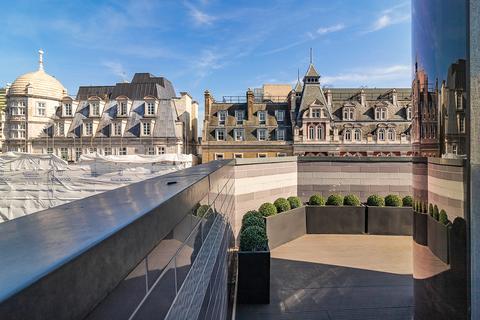 3 bedroom penthouse for sale, Southampton Street, Covent Garden WC2