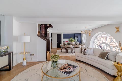 3 bedroom penthouse for sale, Southampton Street, Covent Garden WC2