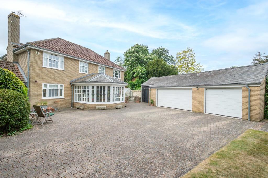 Holly House-05