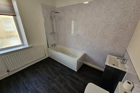 3 bedroom house to rent, Middlesex Street, Barnsley