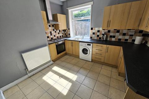 3 bedroom house to rent, Middlesex Street, Barnsley