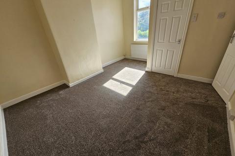 3 bedroom house to rent, Middlesex Street, Barnsley