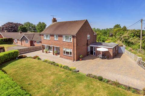 5 bedroom detached house for sale, Whitchurch Road, Audlem