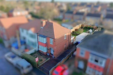 3 bedroom semi-detached house for sale, St. Vincents Avenue, Doncaster DN3
