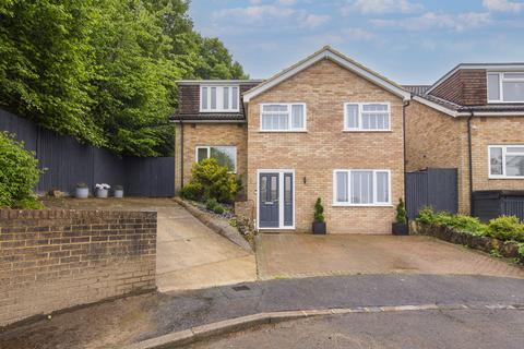 4 bedroom detached house for sale, Barnfield, Crowborough
