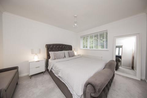 4 bedroom detached house for sale, Barnfield, Crowborough