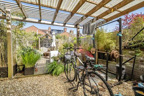 166 Pinhoe Road, Exeter, EX4 7HJ