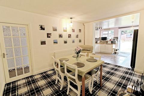 47 Willow Road, Blaby, Leicester, LE8 4BG