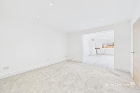 1, Dove Cottage Ashbourne Road, Rocester, Uttoxeter, ST14 5LF