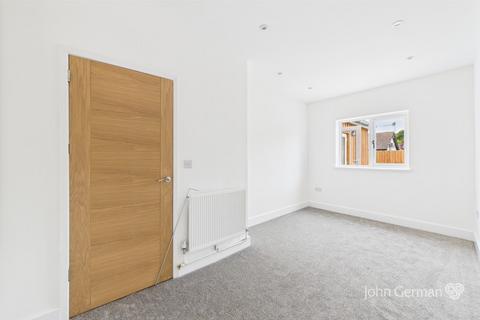 1, Dove Cottage Ashbourne Road, Rocester, Uttoxeter, ST14 5LF