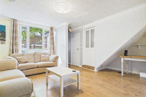 62 Lanchester Way, Birmingham, B36 9JG