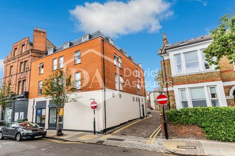 3 bedroom apartment to rent, Criterion Mews, Archway, London