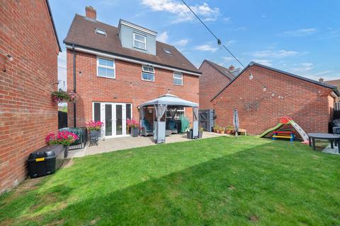 5 bedroom detached house for sale, Miles Way, Buntingford SG9