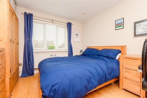 51 Fairview Road, Istead Rise, Gravesend, DA13 9DP