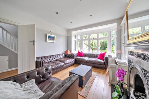 43 Ravenswood Crescent, West Wickham, BR4 0JH