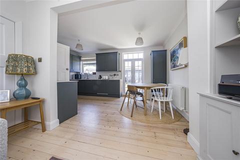 3 Brookside Crescent, Worcester Park, KT4 8AQ