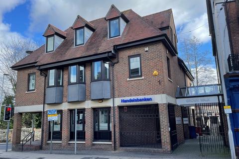 Office to rent, 1-2 Crown Walk Winchester SO23 8BB