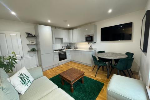 3 bedroom apartment for sale, Crook Log House, 20 Crook Log, Bexleyheath, Kent, DA6
