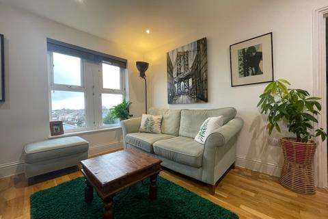 3 bedroom apartment for sale, Crook Log House, 20 Crook Log, Bexleyheath, Kent, DA6