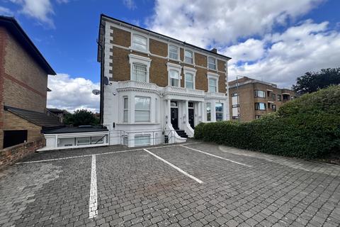 3 bedroom apartment for sale, Crook Log House, 20 Crook Log, Bexleyheath, Kent, DA6