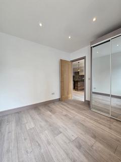undefined, Mayes Road, Wood Green
