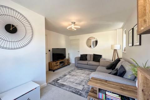 18 Hooper Way, Tonna, Neath, SA11 3FB