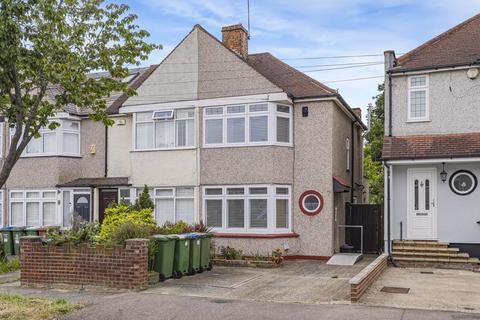 91 Penshurst Avenue, Sidcup, DA15 9EZ