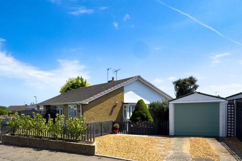 2 bedroom semi-detached bungalow for sale, Highcroft Avenue, Bognor Regis