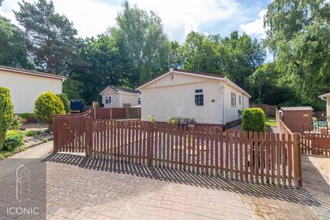 2 bedroom property for sale, Drayton Hall Park, Drayton, Norwich