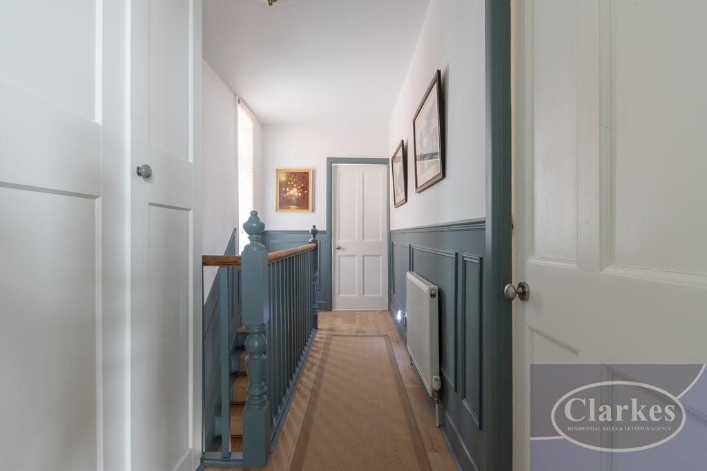 Fc 041 95 acland rd 010