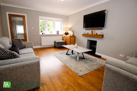 46 Springwood, Cheshunt, Waltham Cross, EN7 6AZ