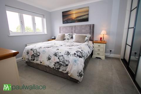 46 Springwood, Cheshunt, Waltham Cross, EN7 6AZ