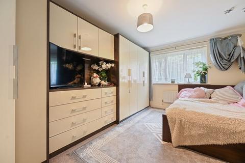 7 Fentiman Way, Harrow, HA2 8FD