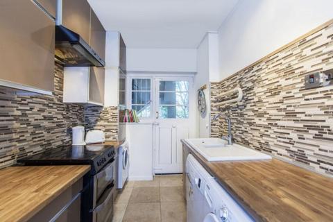 2 bedroom flat for sale, Kendal Court, London, NW2