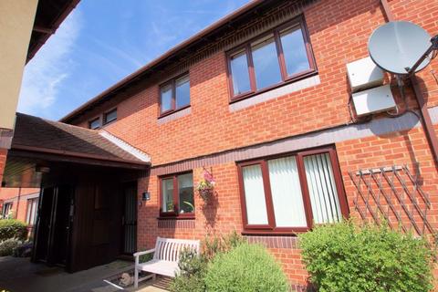 2 bedroom retirement property for sale, Postern Close, Fareham PO16