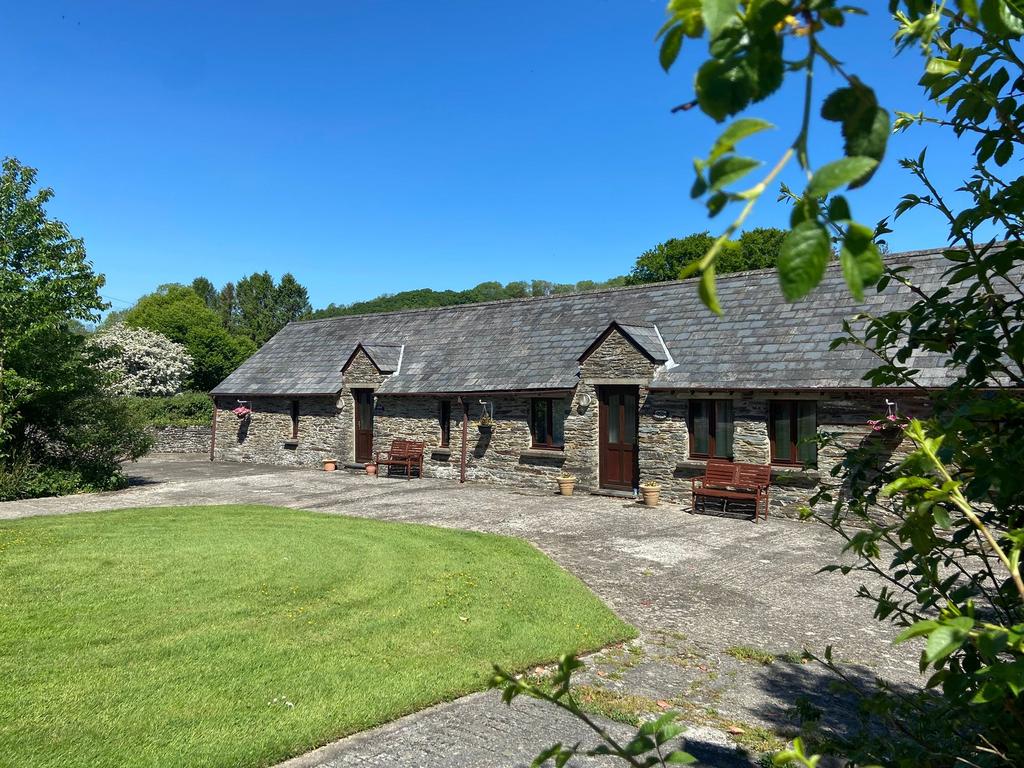 Birdwatch Cottage
