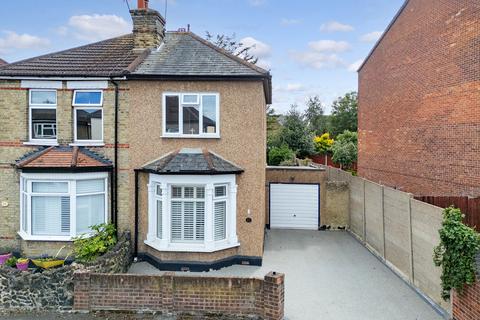 57 Drummond Road, Romford, RM7 7EJ
