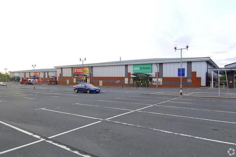 Property to rent, 1 Trescott Rd Redditch B98 7AH