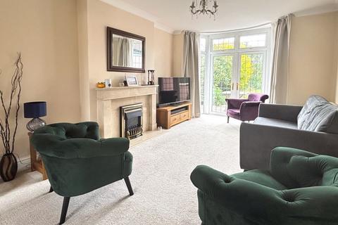 56 Riversley Road, Gloucester, GL2 0QT