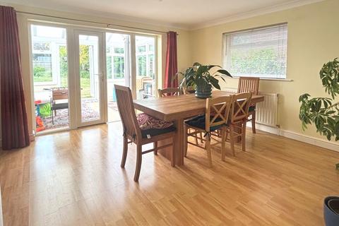 56 Riversley Road, Gloucester, GL2 0QT