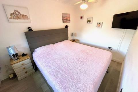 3 Derwen, Chirk, Wrexham, LL14 5BZ
